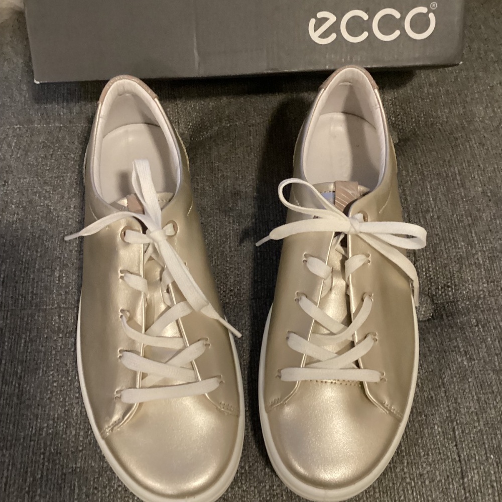 Ecco Women's Soft 7 Dainty Sneakers, size US 10/EU 41 - Picture 10 of 10